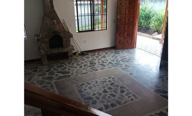 VENDO CASA CAMPESTRE EN EL CARMEN DE VIBORAL CANADA 950 METROS CH