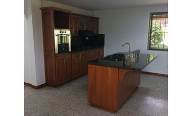 VENDO CASA CAMPESTRE EN EL CARMEN DE VIBORAL CANADA 950 METROS CH