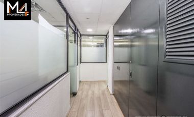 Oficina en Venta en Agusto Leguía / Apoquindo