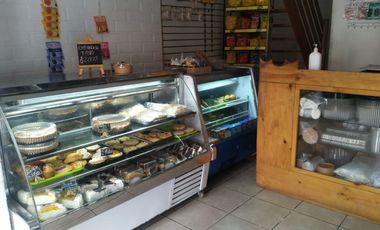 Se Vende Casa Esquina con Local Comercial 3d 1b Lampa Villa Prados Del Sol