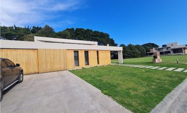RUMENCO- ESPECTACULAR CHALET