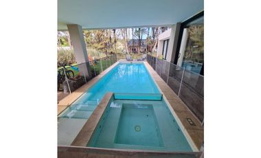 RUMENCO- ESPECTACULAR CHALET