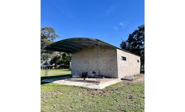 Campo en venta. 225 Has ganaderas con Excelente mejoras