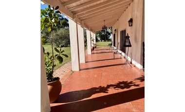 Campo en venta. 225 Has ganaderas con Excelente mejoras