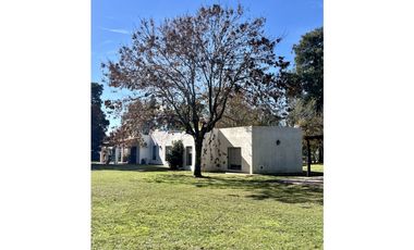Campo en venta. 225 Has ganaderas con Excelente mejoras