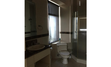 ALQUILER  APARTAMENTO EN AV BALBOA PH VISTA DEL MAR 125MTS 1R