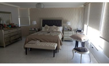 Venta: 3 habitaciones en PH Mirador del Cangrejo