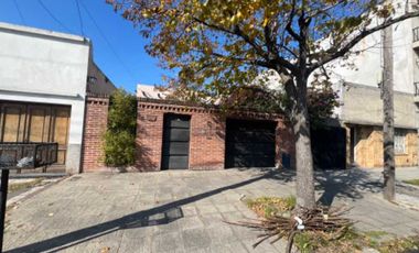 Casa en venta en Lanus Oeste