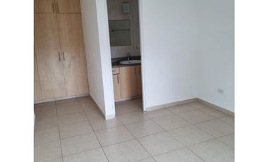 SE VENDE APARTAMENTO Costa del Este
