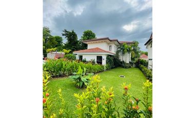 Venta casa en clayton - Los Senderos de camino de cruces