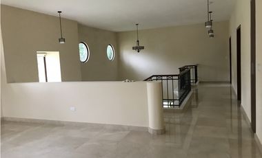 VENTA DE CASA EN CLAYTON - Ph Los Senderos de Camino de cruces