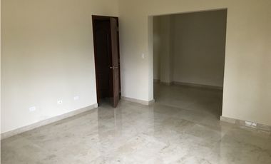 VENTA DE CASA EN CLAYTON - Ph Los Senderos de Camino de cruces