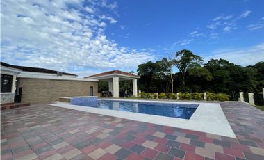 VENTA DE CASA EN CLAYTON - Ph Los Senderos de Camino de cruces