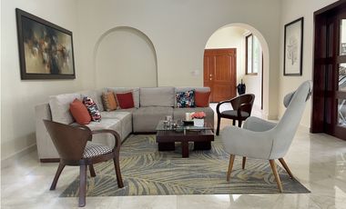 VENTA DE CASA EN  CLAYTON - SENDERO DE CAMINO DE CRUCES