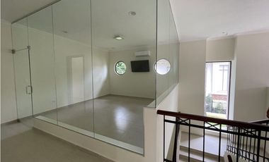 Venta de casa en clayton - Los Senderos de camino de cruces