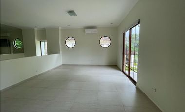 Venta de casa en clayton - Los Senderos de camino de cruces