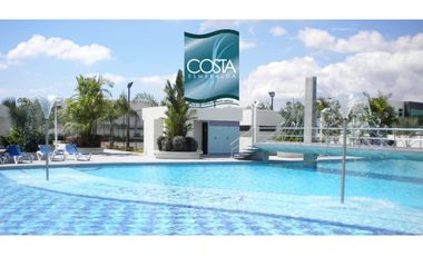 CASA MODERNA EN PH COSTA ESMERALDA