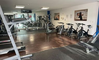 CASA MODERNA EN PH COSTA ESMERALDA