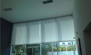 CASA MODERNA EN PH COSTA ESMERALDA