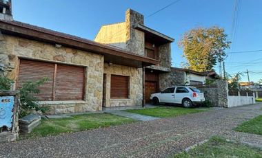 Casa en venta en Merlo Sur