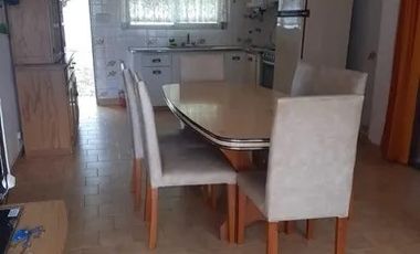 Casa con Departamento en venta en Mar del Tuyu