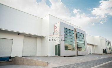 Nave Industrial Carretera a comunidad Palo Alto, Qro. 4,691,400  SerLue R140