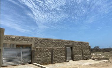 VENTA DE CASA AMPLIA EN SABANILLA