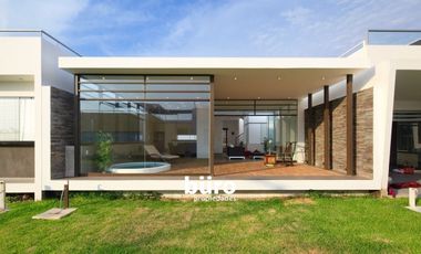 PRECIOSA CASA DE PLAYA EN VENTA EN PLAYA GAVIOTAS, ASIA