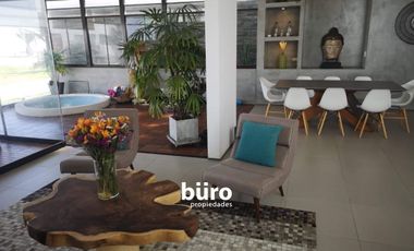 PRECIOSA CASA DE PLAYA EN VENTA EN PLAYA GAVIOTAS, ASIA