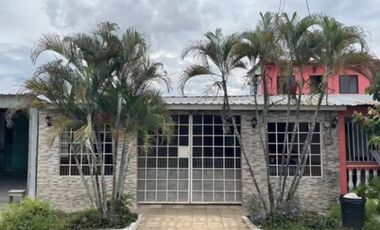 SE VENDE CASA URB.TORREMOLINOS CERCA DEL AEROPUERTO TOCUMEN