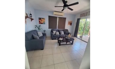 Alquiler/ venta de casa en esquina Chorrera Los Olivos. (LA)
