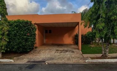 Alquiler/ venta de casa en esquina Chorrera Los Olivos. (LA)