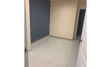 OFICINA / TOP TOWER / CON DIVISIONES  / COSTA DEL ESTE / 74M2
