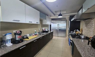 Venta de Apartamento en Punta Pacifica, Ph Q Tower