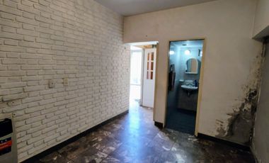 Venta Casa 6 ambientes en Morón Centro