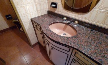 Venta Casa 6 ambientes en Morón Centro