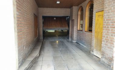 AMPLIO DEPARTAMENTO 4 AMBIENTES - 25 DE MAYO 3000