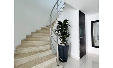 Casa en Venta Barrio  San Vicente en Barranquilla- Cerca al  Centro Comercial Viva
