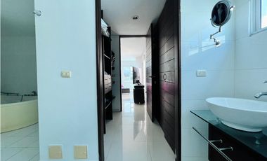 Casa en Venta Barrio  San Vicente en Barranquilla- Cerca al  Centro Comercial Viva