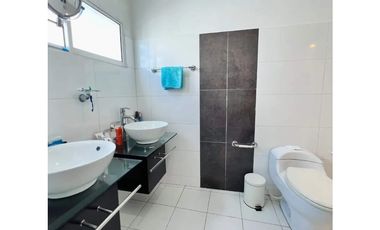 Casa en Venta Barrio  San Vicente en Barranquilla- Cerca al  Centro Comercial Viva