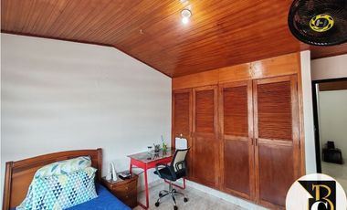 CASA COMERCIAL EN VENTA EN EL BARRIO EL BROZQUERO YOPAL