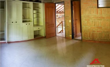 Casa con vista🔥 en condominio, Cerritos, Pereira