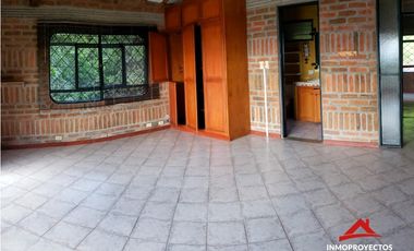 Casa con vista🔥 en condominio, Cerritos, Pereira