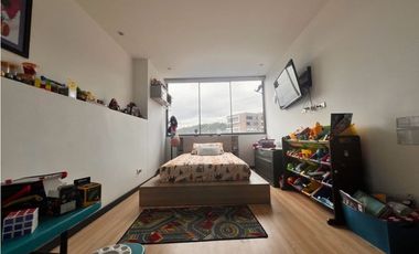 VENDO APARTAMENTO DUPLEX EN ALTOS DEL POBLADO MEDELLN