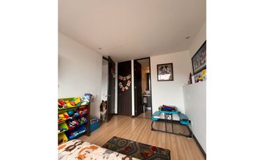 VENDO APARTAMENTO DUPLEX EN ALTOS DEL POBLADO MEDELLN