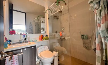 VENDO APARTAMENTO DUPLEX EN ALTOS DEL POBLADO MEDELLN