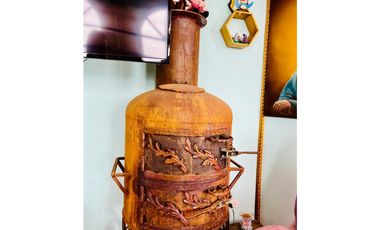 SE VENDE CASTILLO MODERNO 4.000 M2