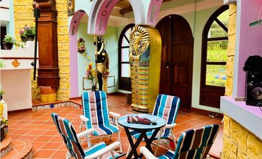 SE VENDE CASTILLO MODERNO 4.000 M2