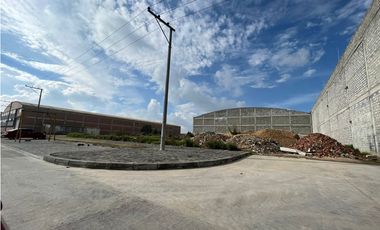 SE VENDE LOTE INDUSTRIAL 6.250 M2