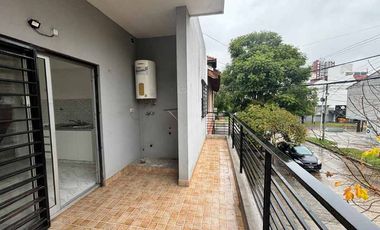 Departamento Tipo Casa en venta en Wilde Centro